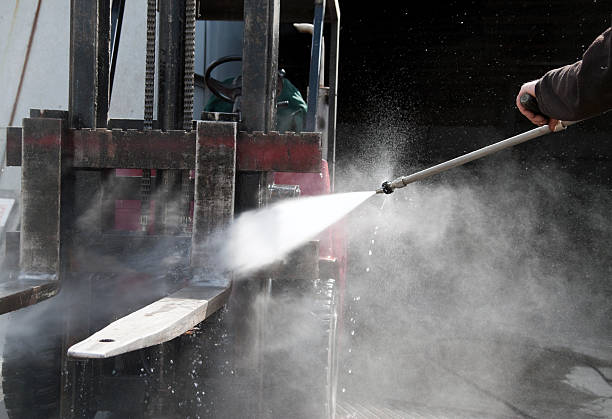 Best Commercial Pressure Washing  in Lake Oswego, OR